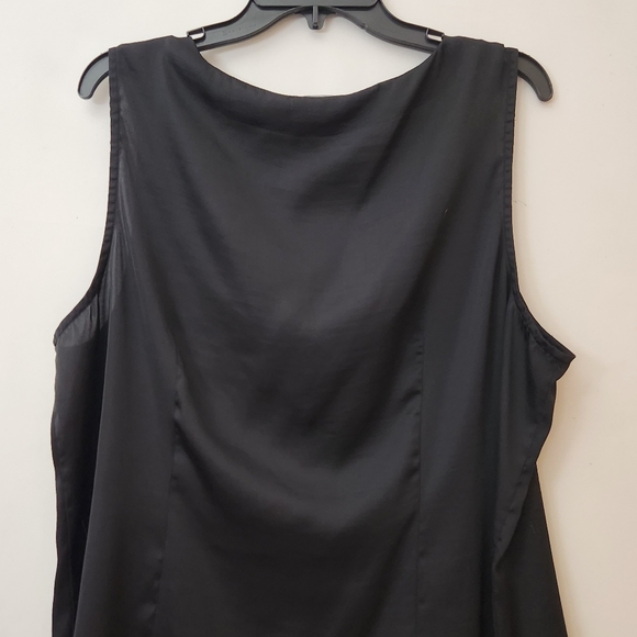 Fashion Bug Pleated Scoop Neck Sleeveless Top women's size 1x - Picture 8 of 12